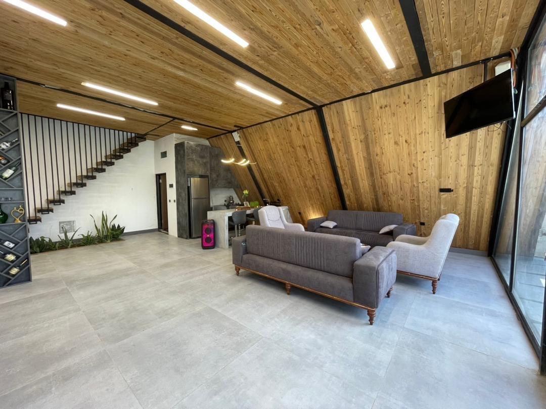 مجموعه ویلاهای آرامش 1 کلبه سوئیسی