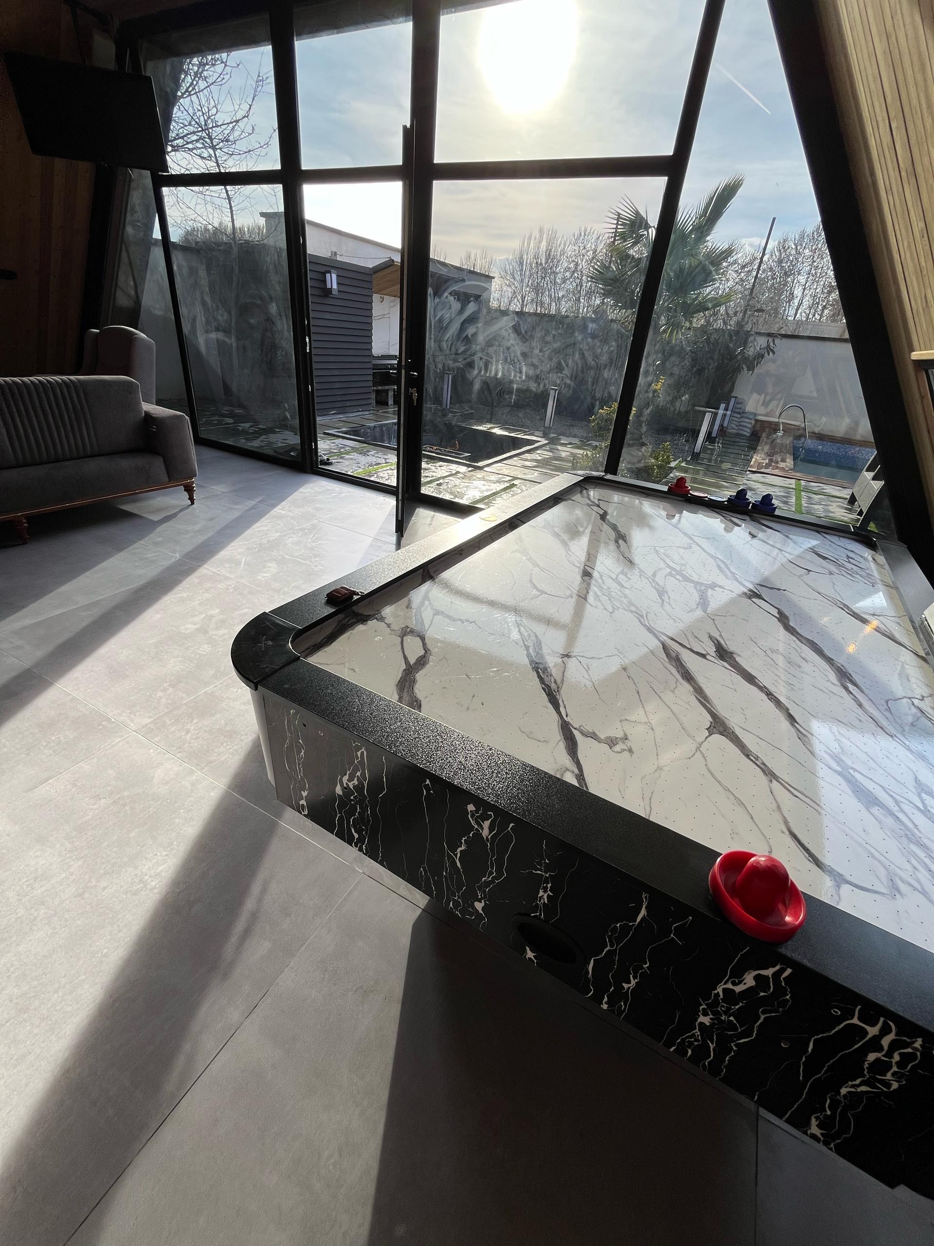 مجموعه ویلاهای آرامش 1 کلبه سوئیسی