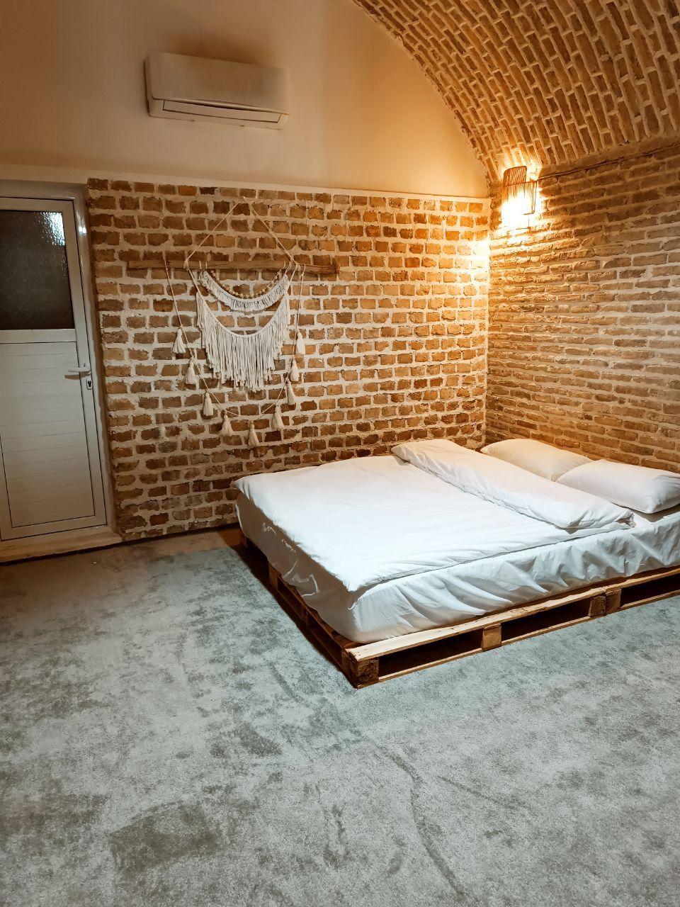 اجاره اقامتگاه بوم گردی سرای بادگیر شهداد