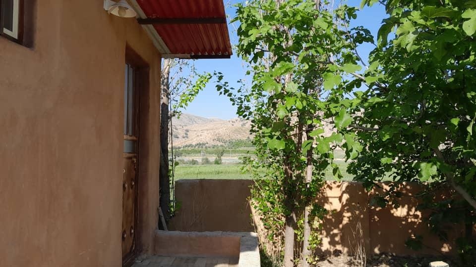 اقامتگاه بومگردی بابر سالار در نورآباد ممسنی