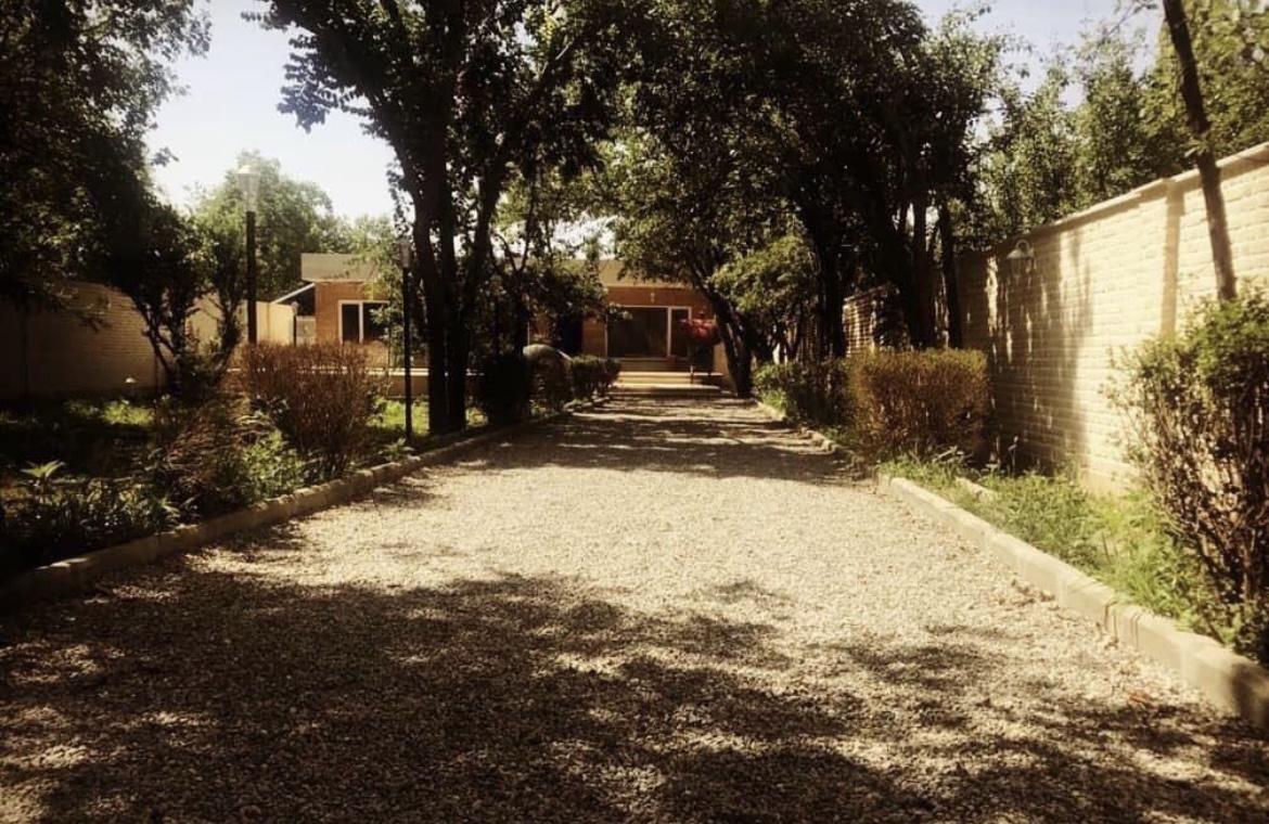 اجاره ویلا با استخر آبگرم در کردان