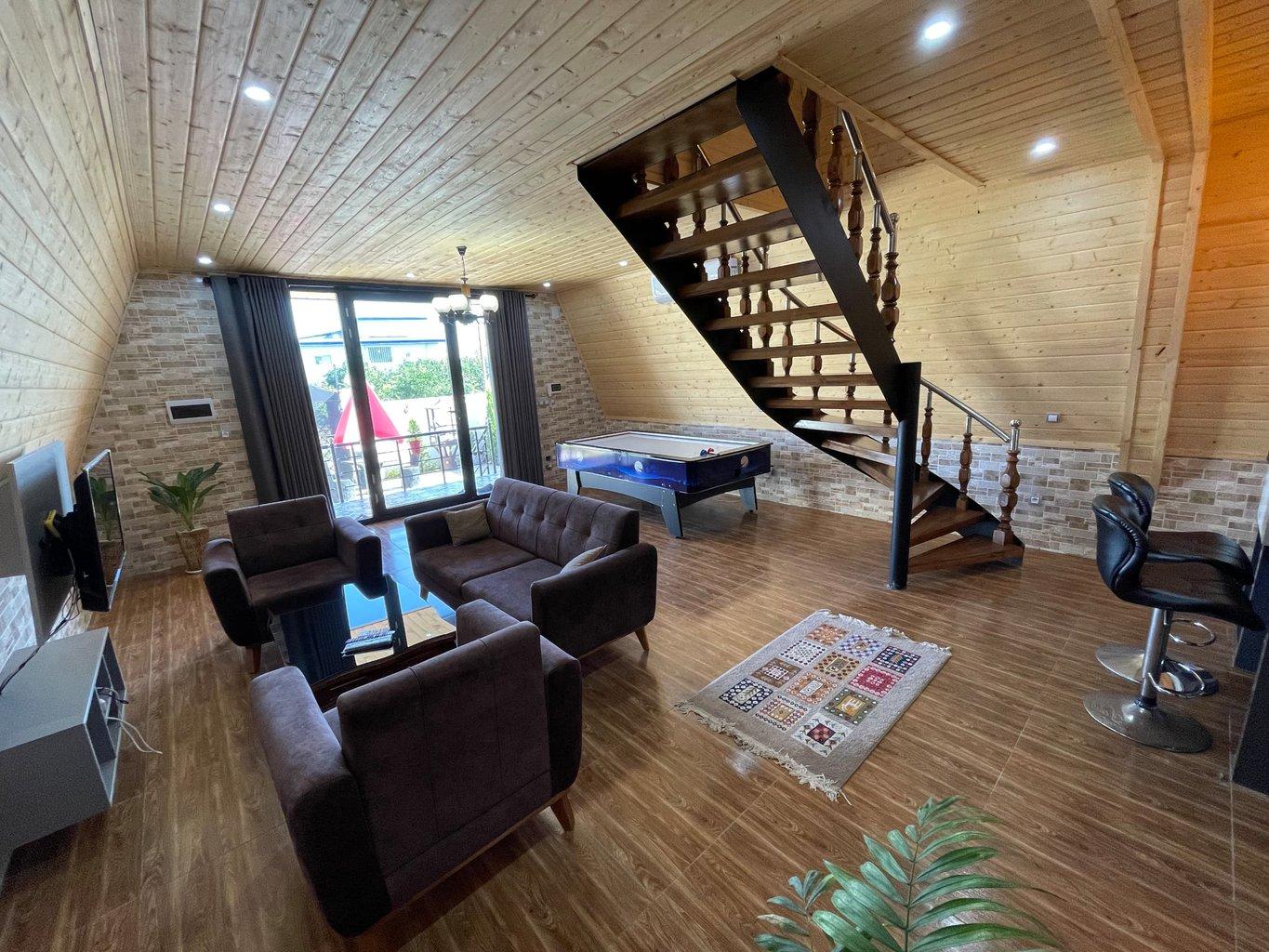 کلبه دوخوابه استخردار آبگرم ژولیِت