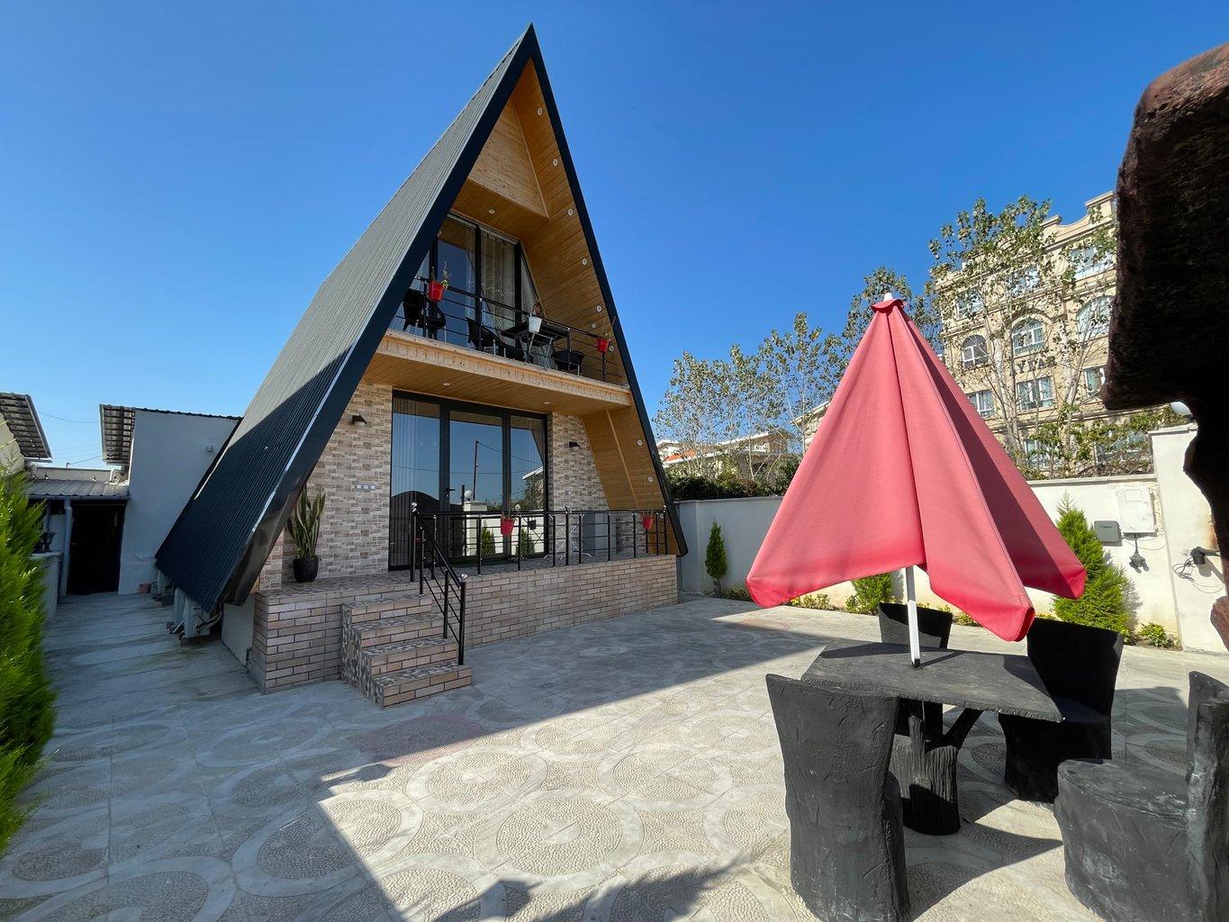 کلبه دوخوابه استخردار آبگرم ژولیِت