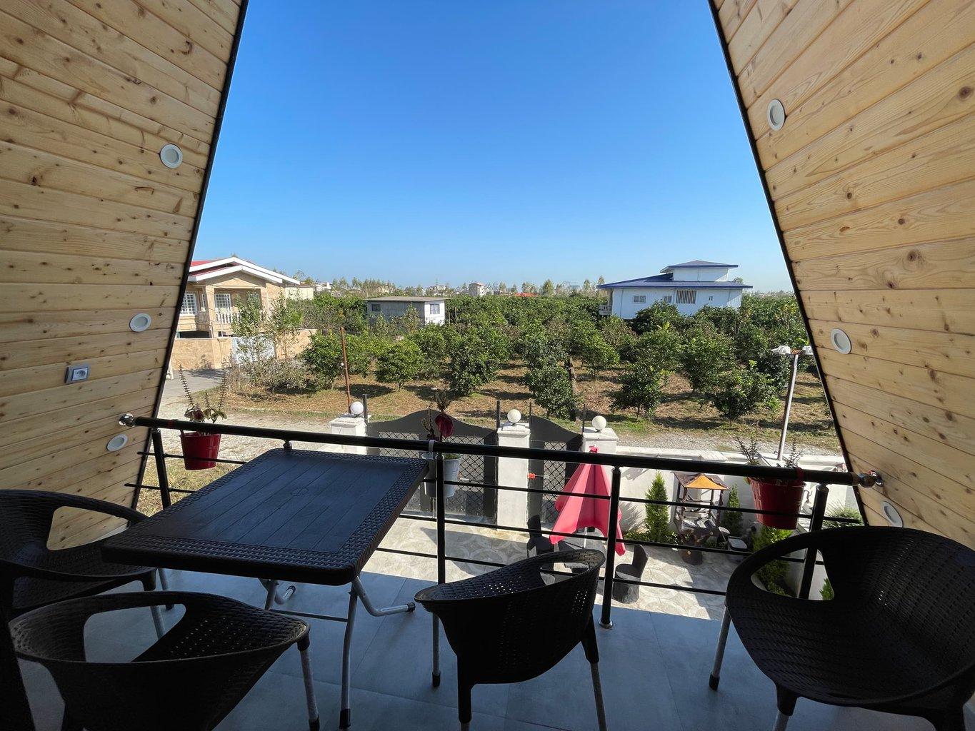 کلبه دوخوابه استخردار آبگرم ژولیِت