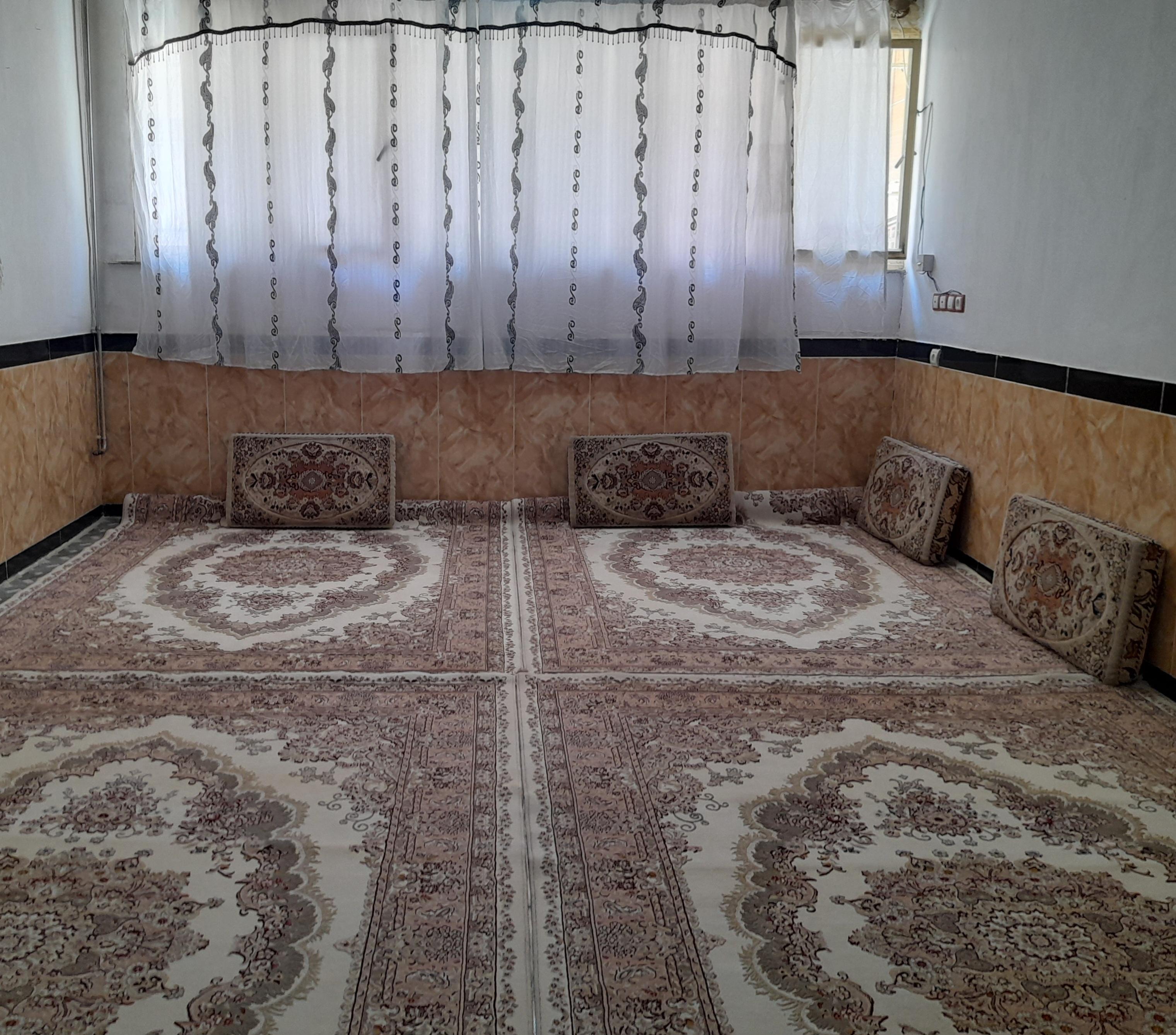 سوئیت نوساز نزدیک دریاچه زریبار