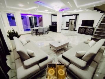 ویلای تریپلکس سیترین با استخر روباز و سرپوشیده