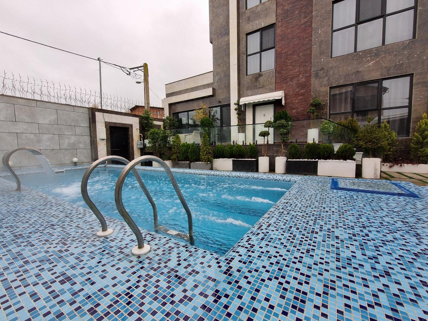 ویلای تریپلکس سیترین با استخر روباز و سرپوشیده