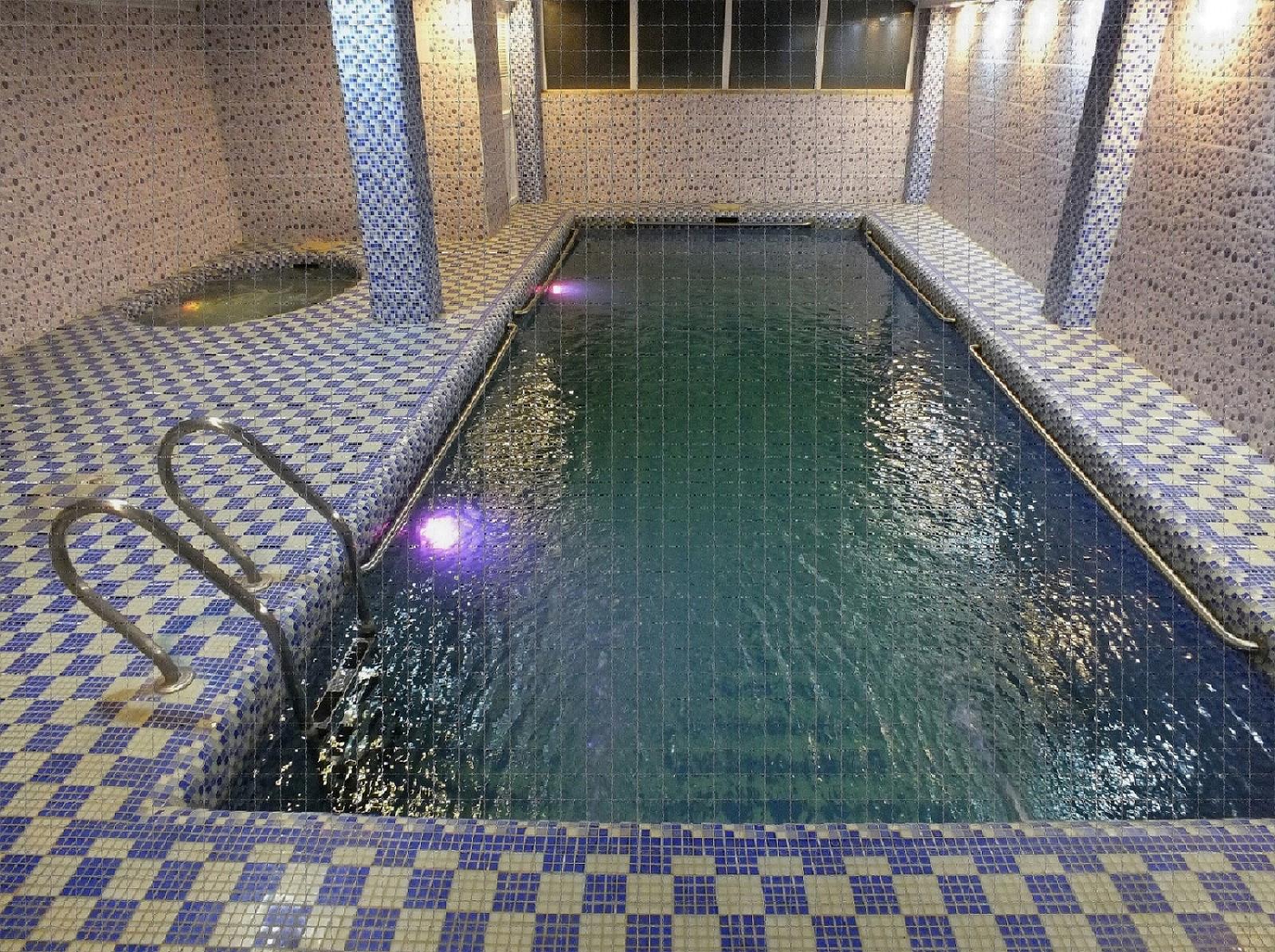 اجاره ویلا استخر دار سرخرود لوکس