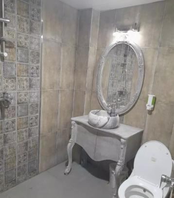 ویلا با استخر آبگرم وکلبه جنگلی در کودیان