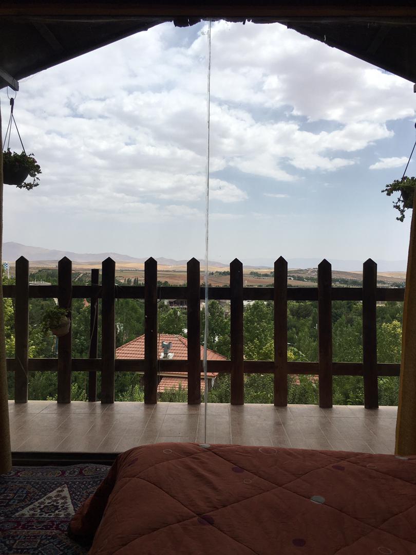 ویلا با استخر آبگرم وکلبه جنگلی در کودیان