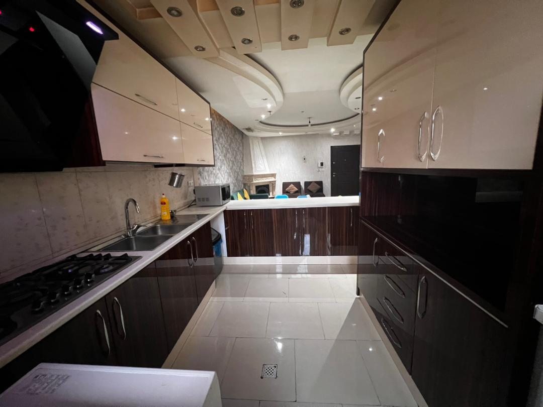 آپارتمان مبله دو خواب ۹۰ متری در مرکز تهران