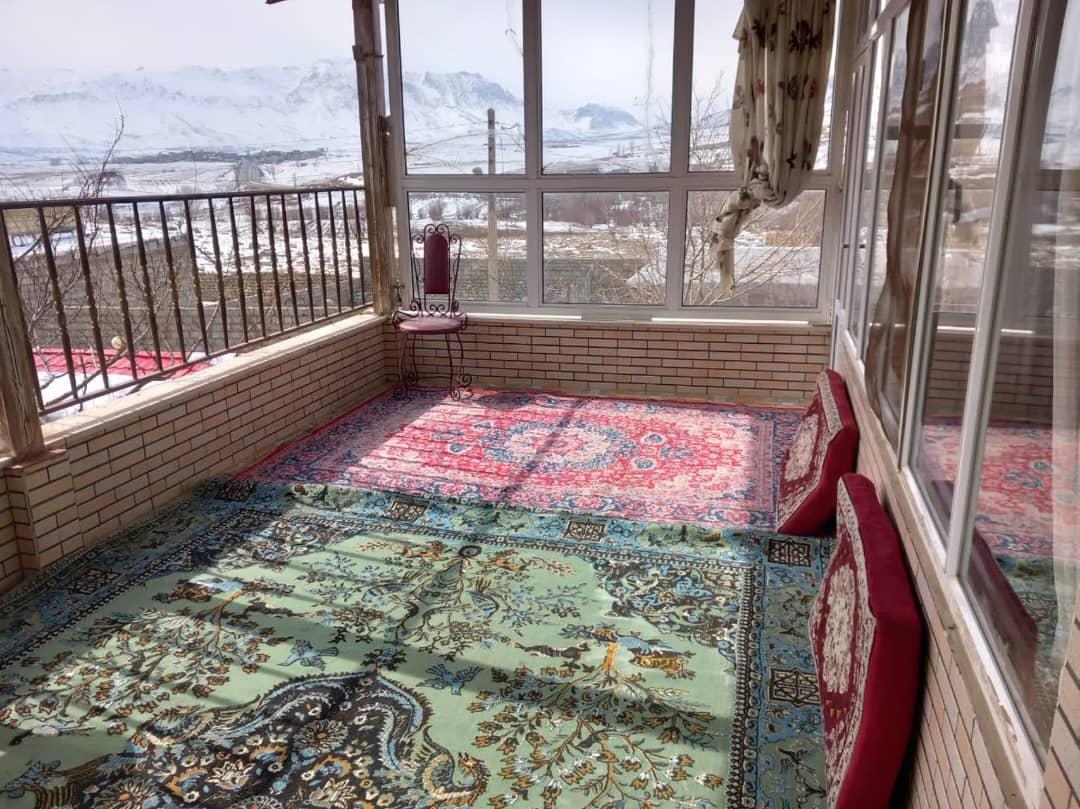 اقامتگاه سنتی موحدی در فریدون شهر