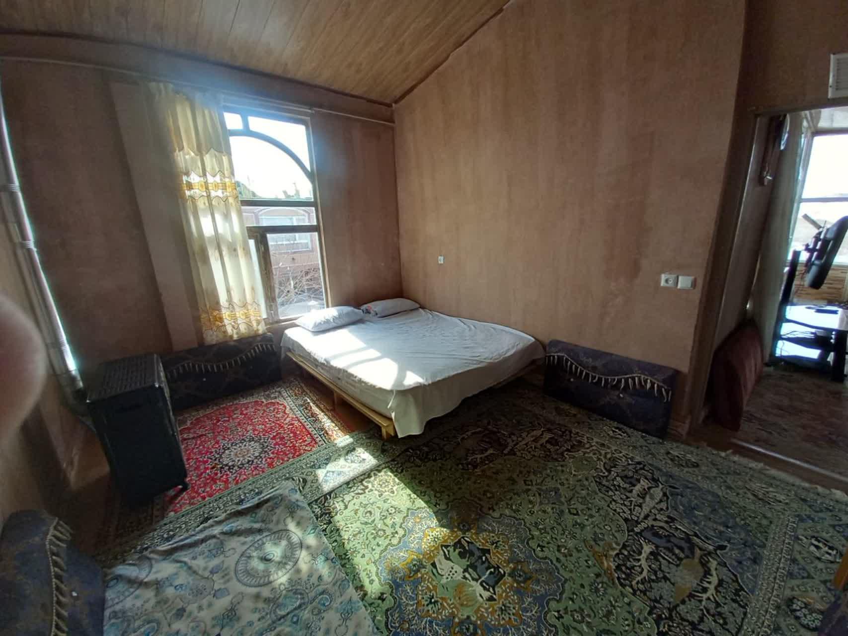 اقامتگاه سنتی موحدی در فریدون شهر