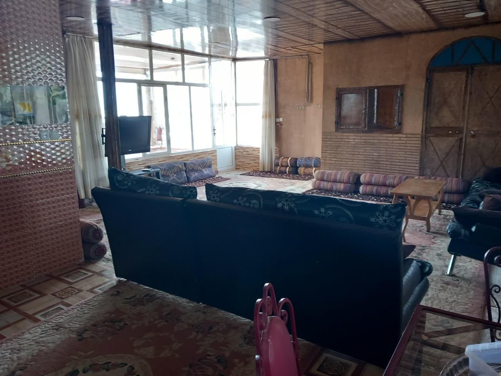 اقامتگاه سنتی موحدی در فریدون شهر