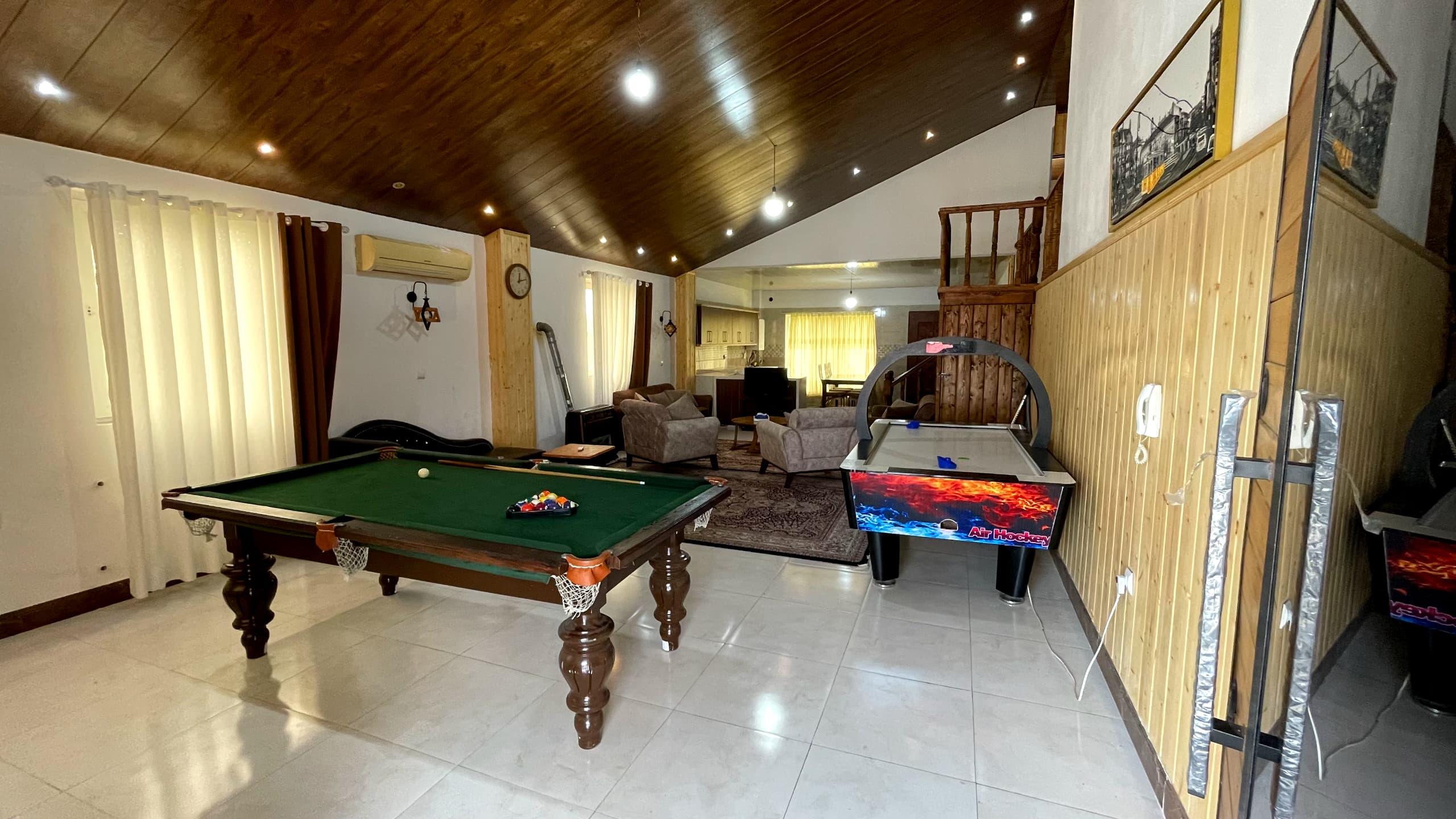 دوخواب استخرسرپوشیده جنگلی مِتکا