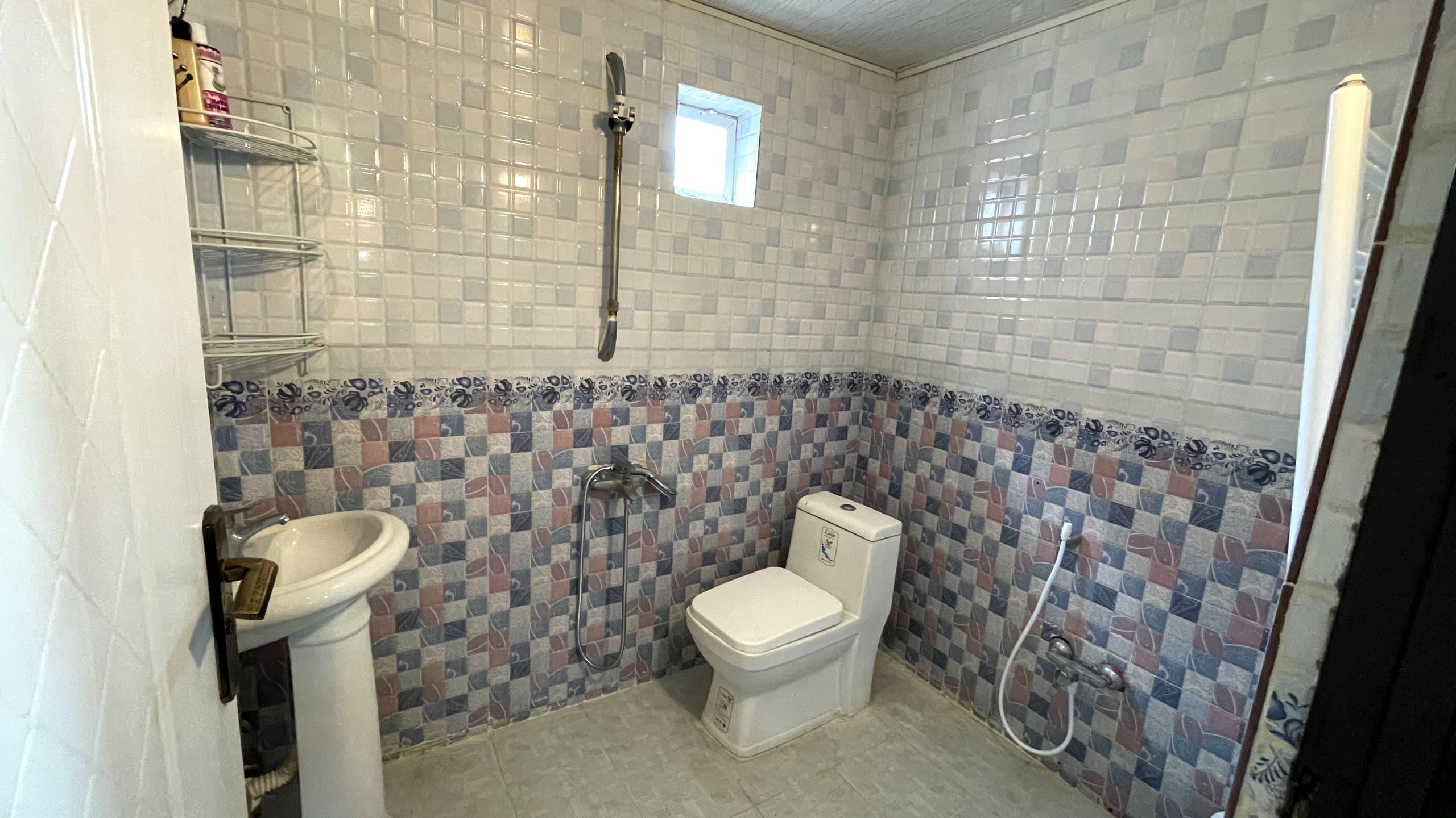 دوخواب استخرسرپوشیده جنگلی مِتکا