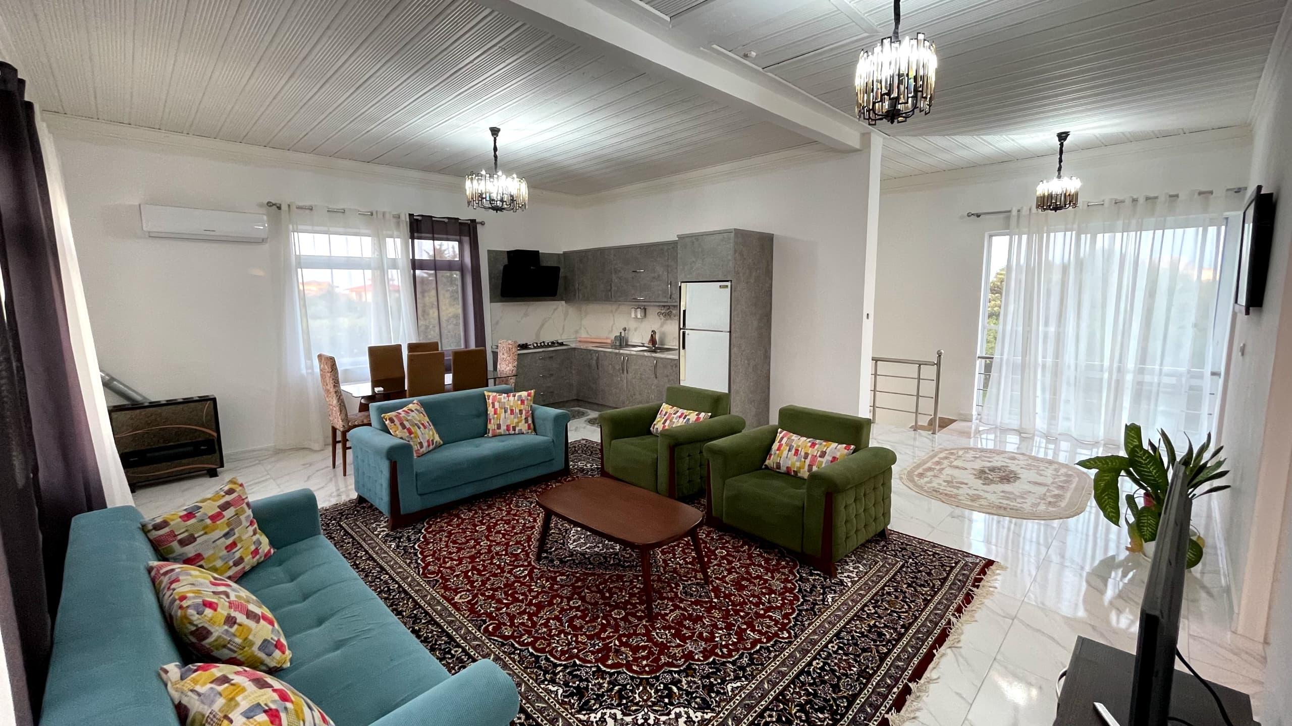 ویلاباغ چهارخواب استخرروباز سِرنا