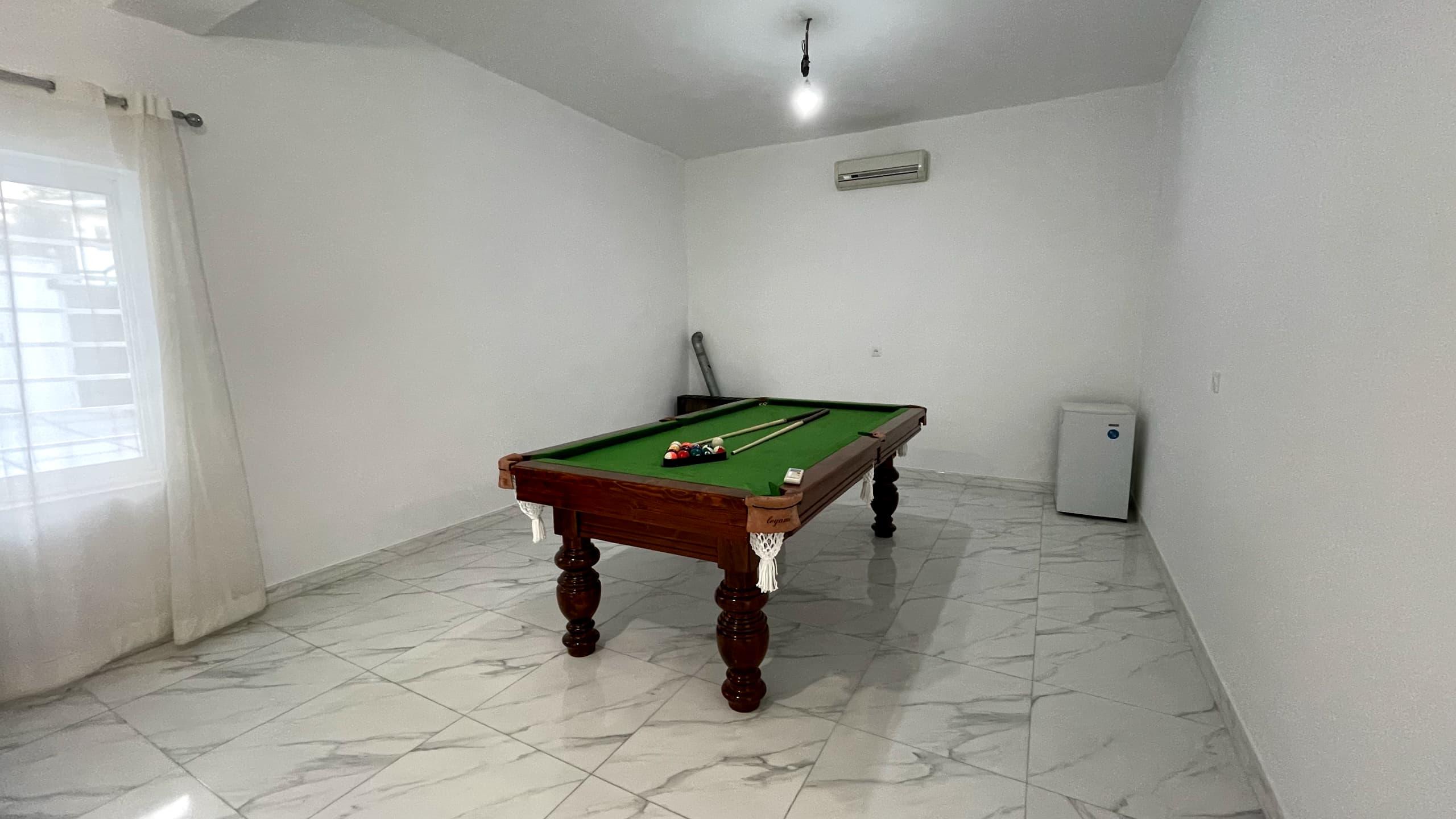 ویلاباغ چهارخواب استخرروباز سِرنا