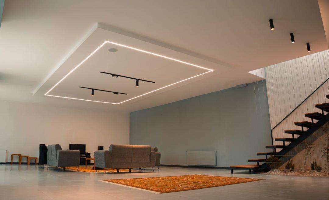 ویلا لوکس با استخر روباز در دینکان شیراز