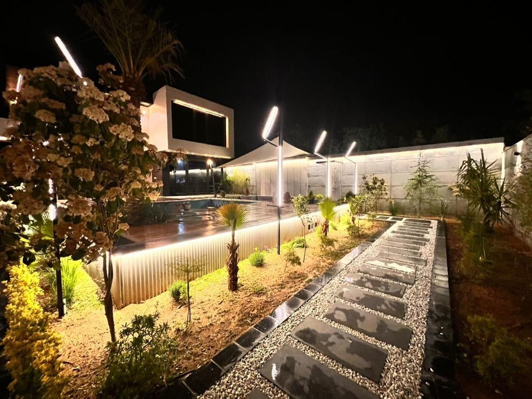 ویلا لوکس با استخر روباز در دینکان شیراز