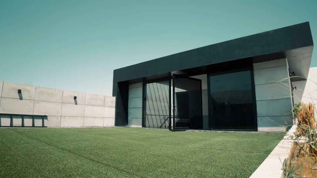 ویلا لوکس با استخر روباز در دینکان شیراز