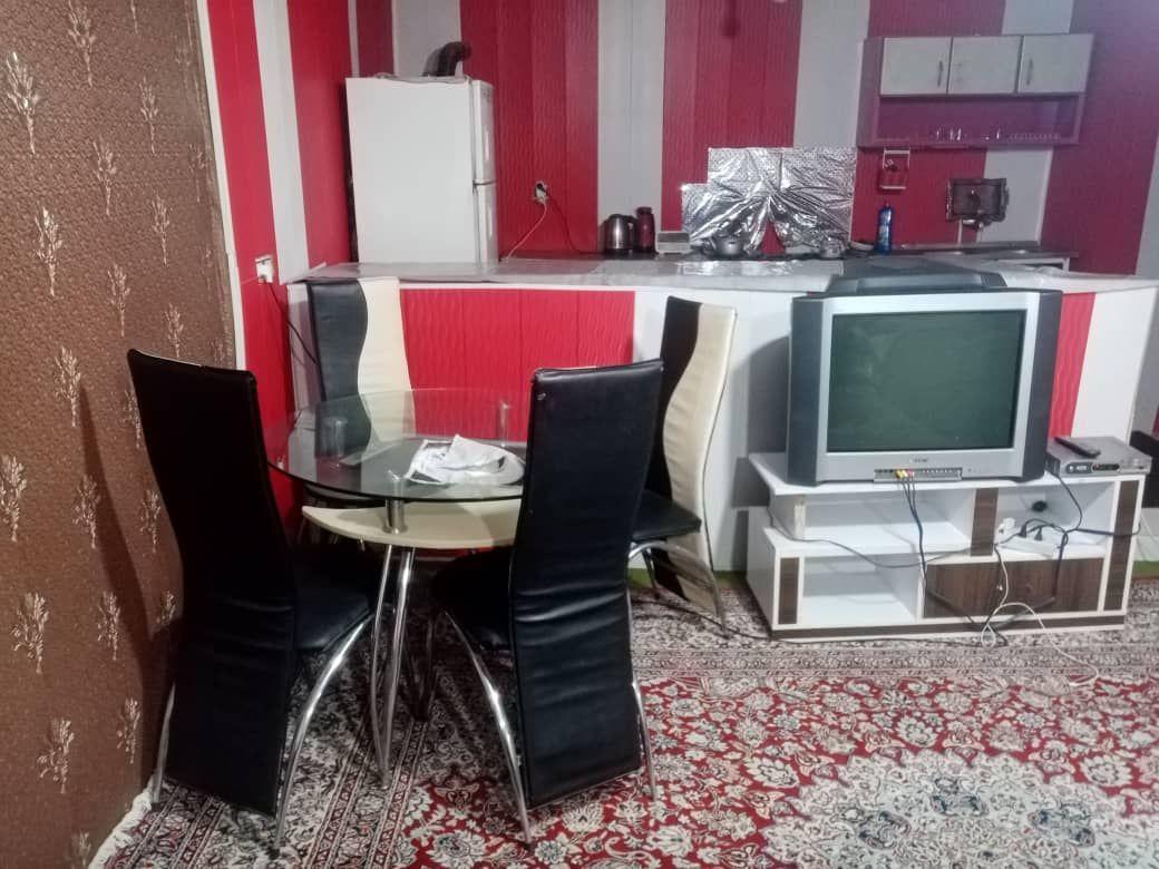 خانه تمام دربست با حیاط در همدان