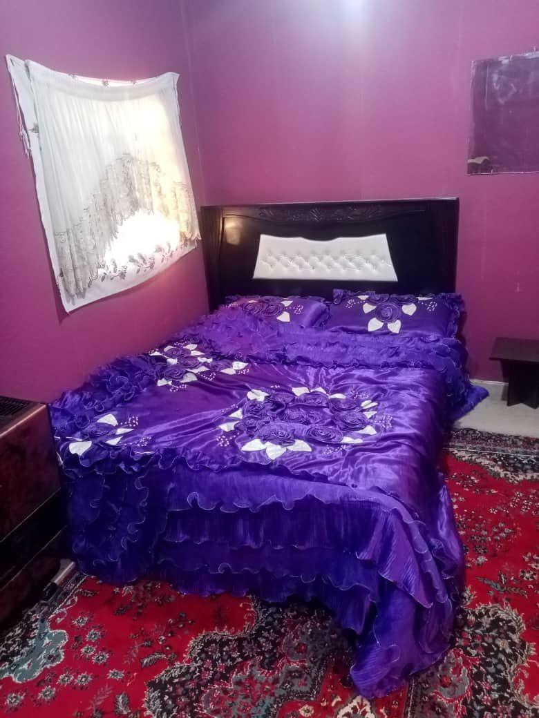 خانه تمام دربست با حیاط در همدان