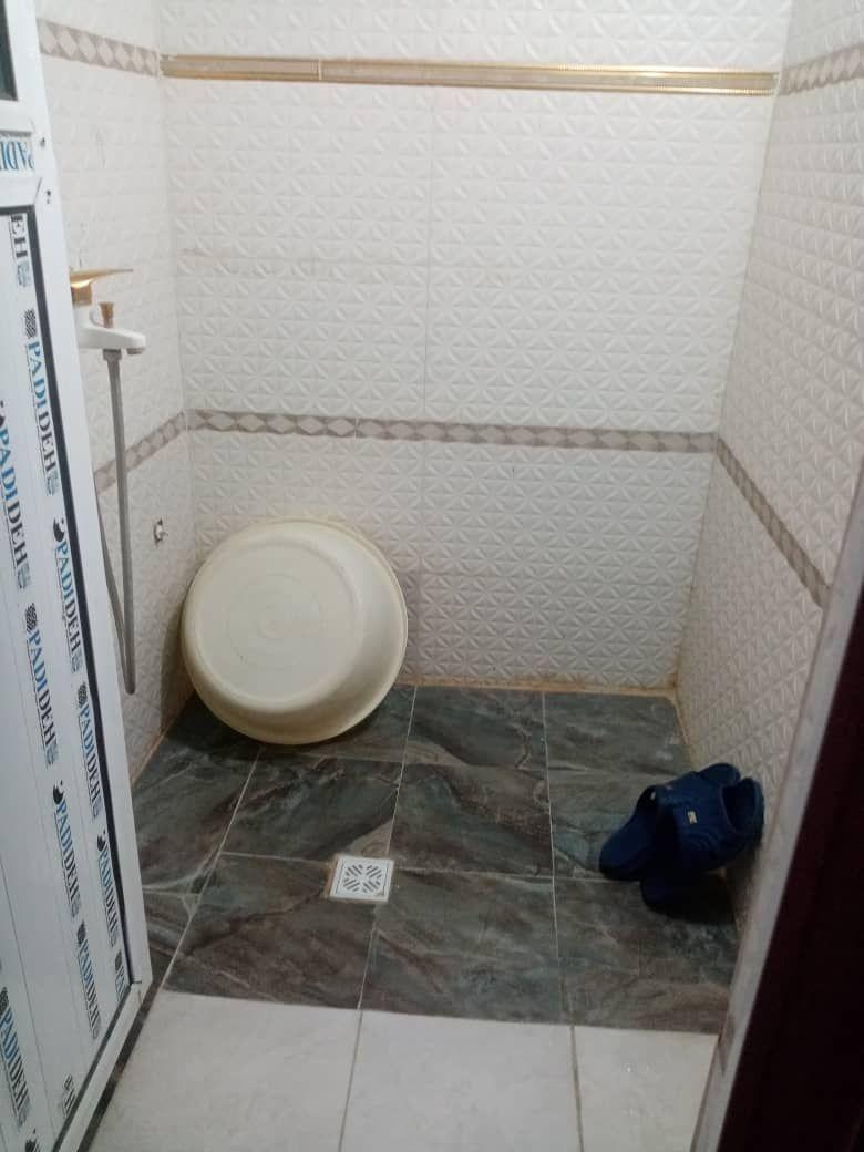 خانه تمام دربست با حیاط در همدان