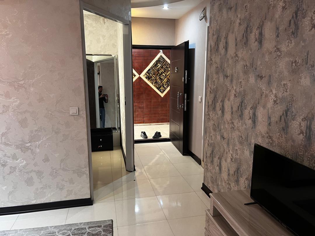 اجاره آپارتمان یکخوابه ۴۲ متری در انقلاب