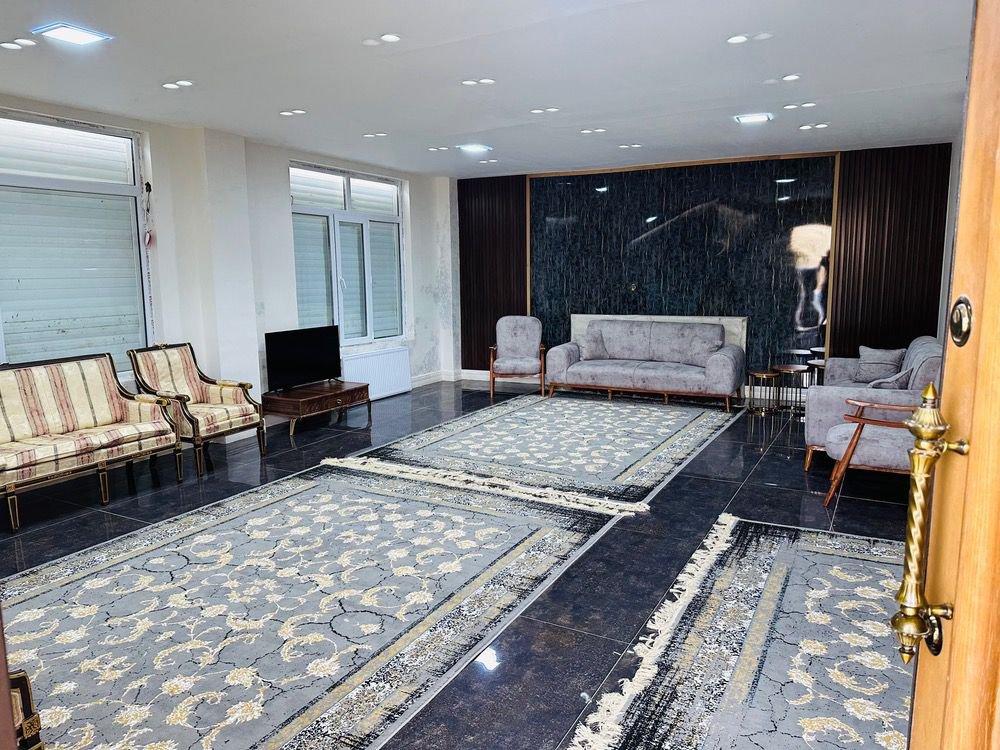 اجاره ویلای لوکس استخردار خرم آباد