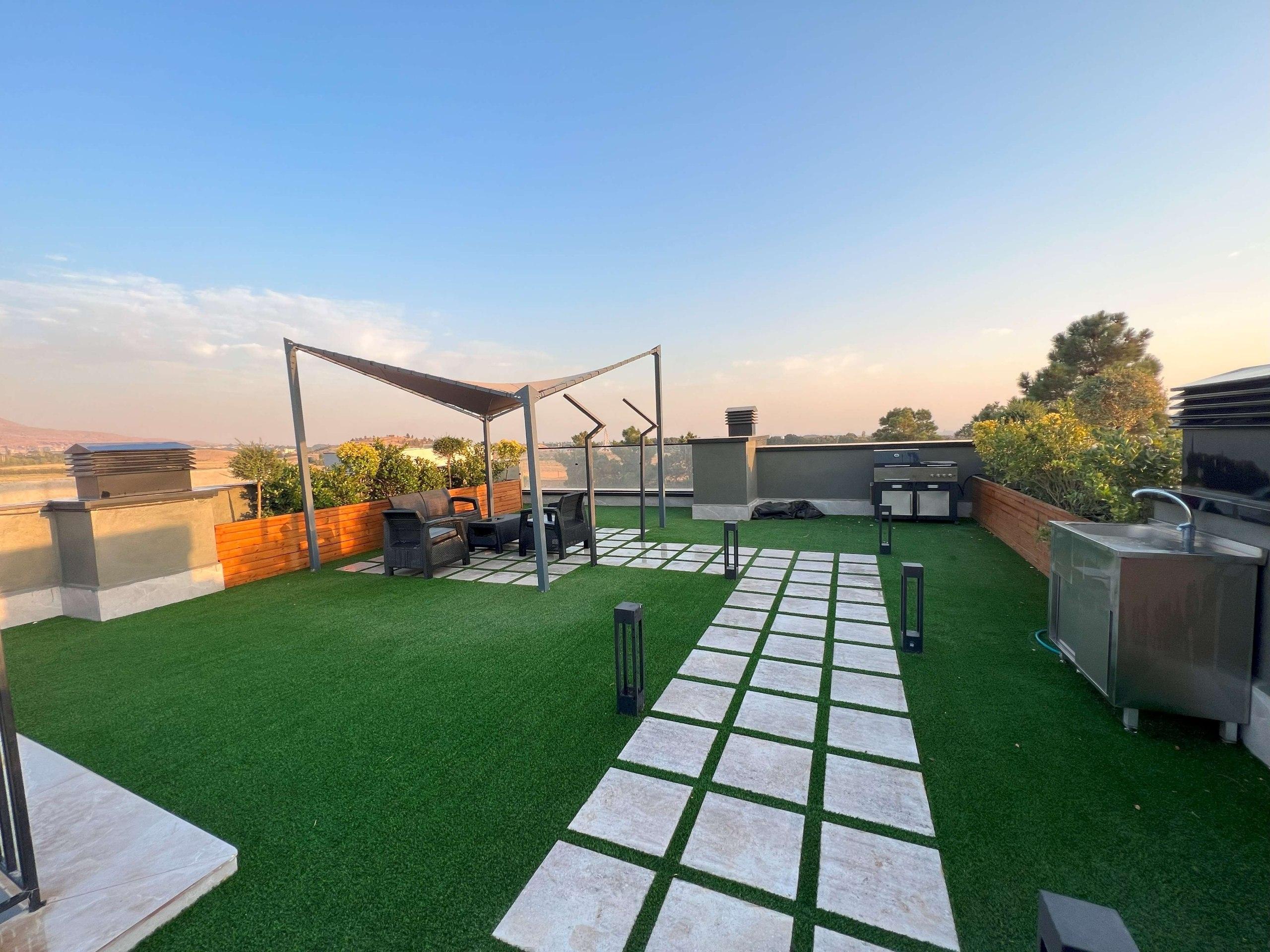 ویلا سه خوابه مدرن با استخر و جکوزی سرپوشیده