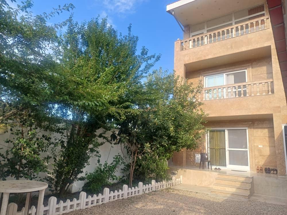 ویلای تریبلکس استخردار آب گرم نیایش