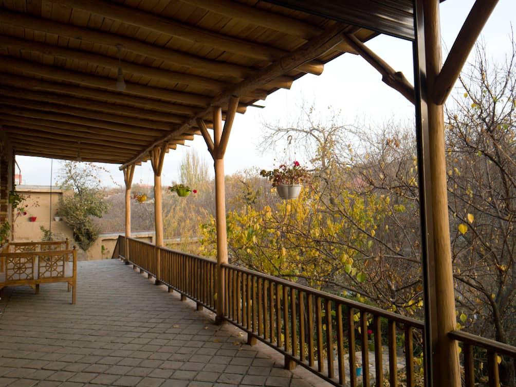 اقامتگاه سنتی شهربانو ؛ واحد نارون