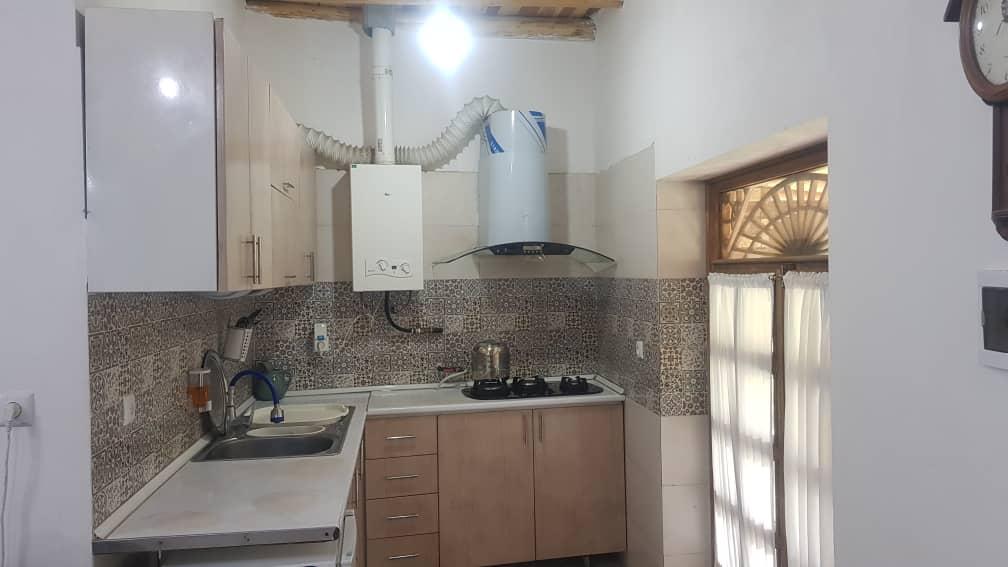 اقامتگاه سنتی شهربانو ؛ واحد اقاقیا