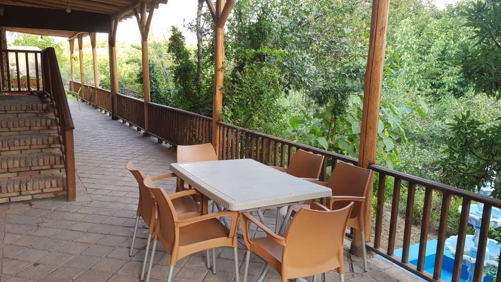 اقامتگاه سنتی شهربانو ؛ واحد اقاقیا