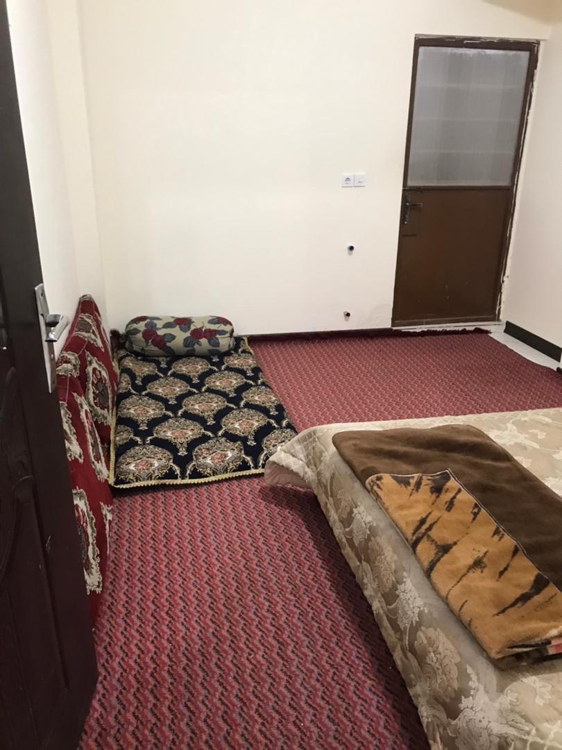 واحد همکف آپارتمانی در خیابان نصر