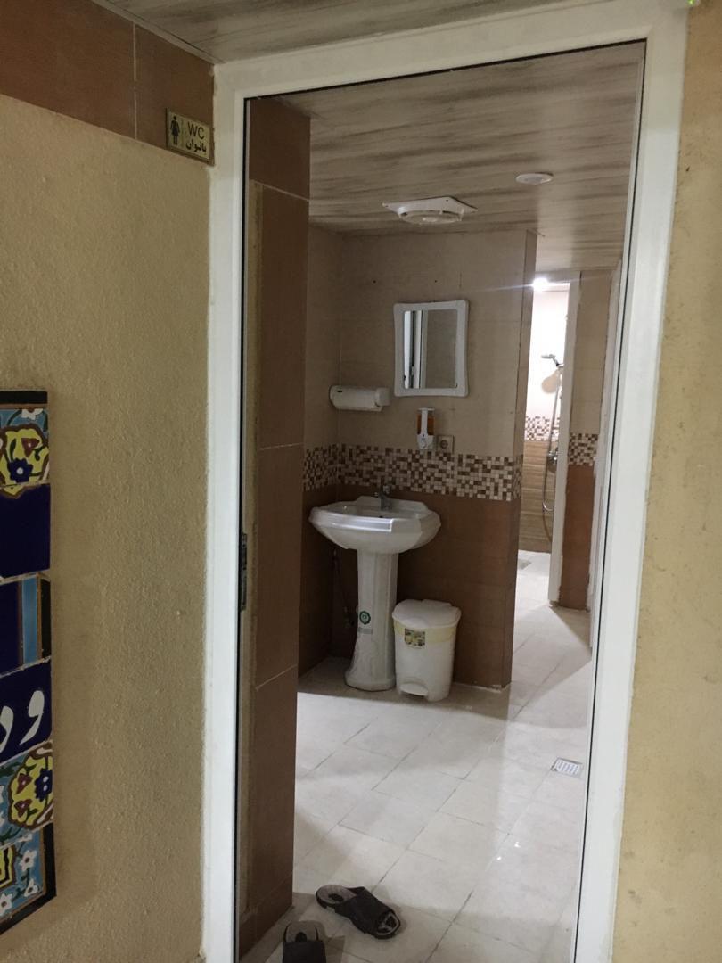 اجاره روزانه سوئیت در قشم اتاق غار نمکدان