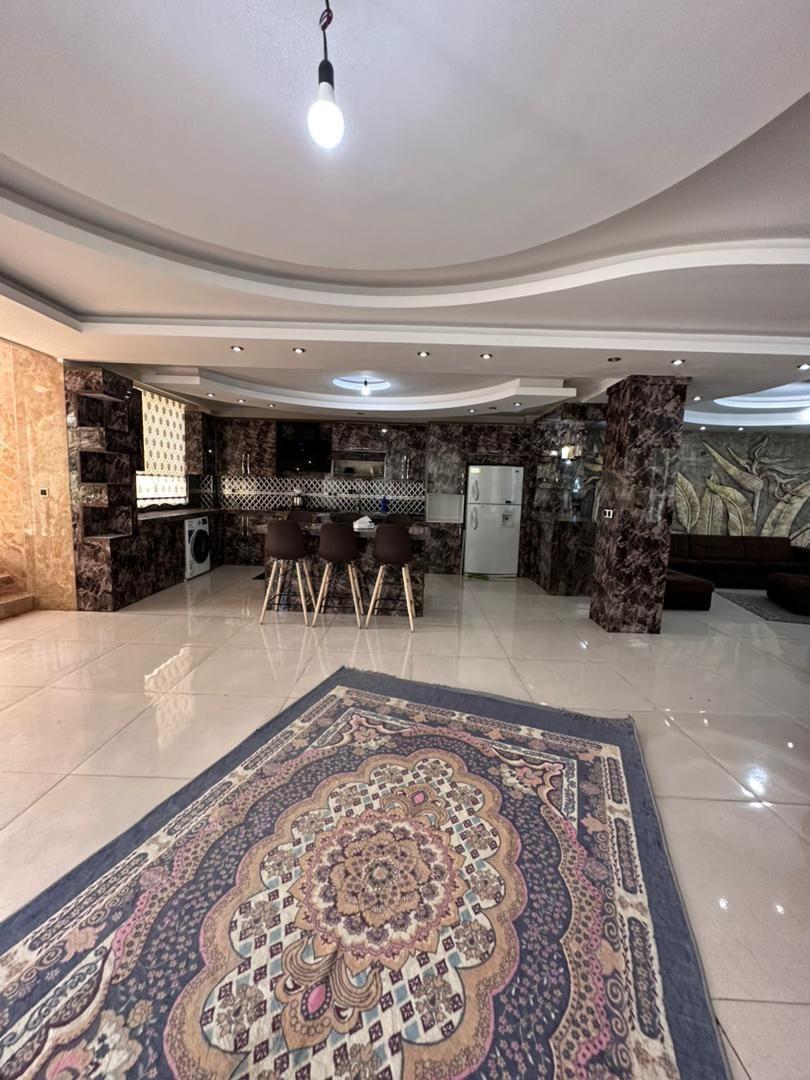 ویلا عمارت سه خوابه با استخر آبگرم