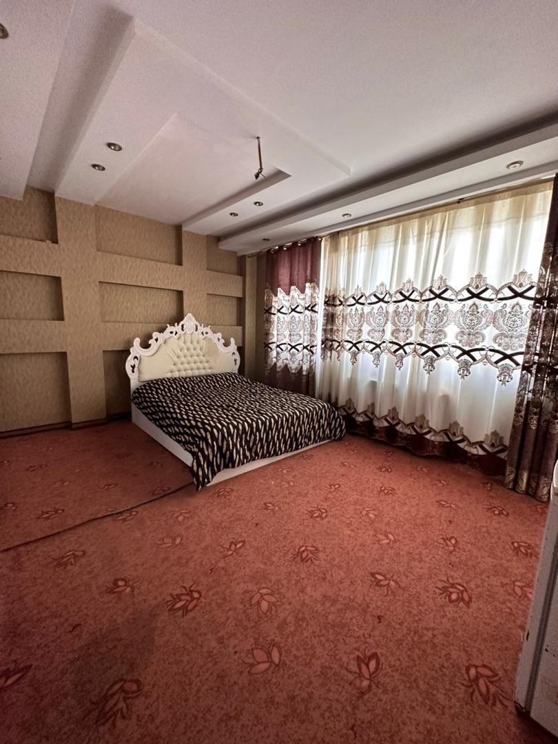 ویلا عمارت سه خوابه با استخر آبگرم