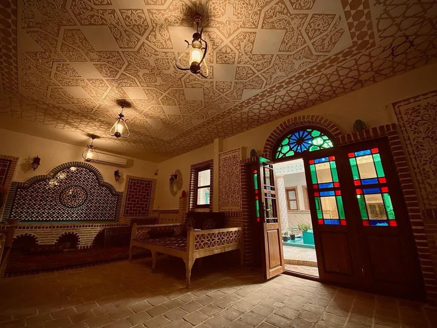 اجاره اقامتگاه بوم گردی دیاوا در نطنز