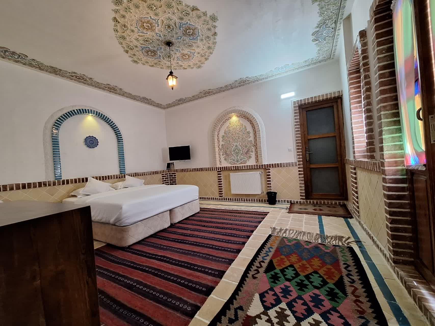 اجاره اقامتگاه بوم گردی دیاوا در نطنز