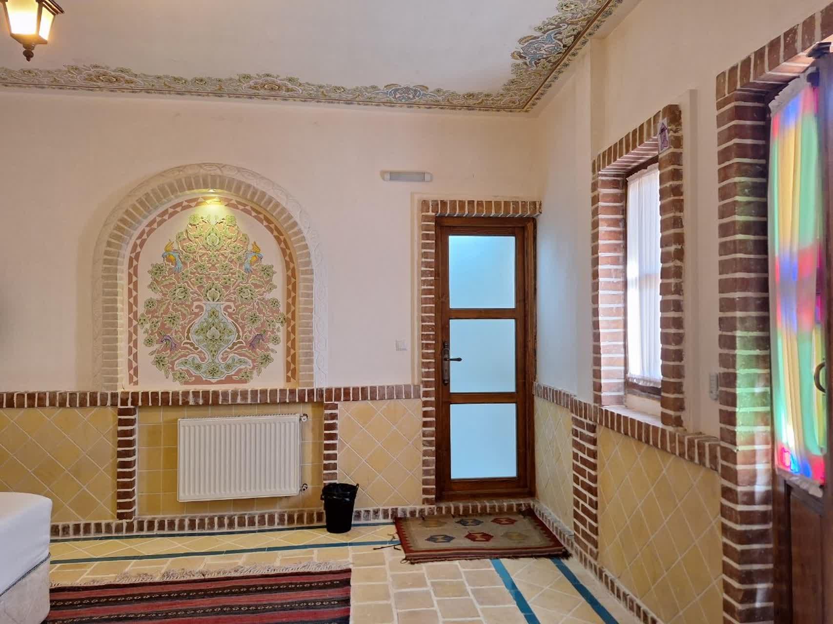 اجاره اقامتگاه بوم گردی دیاوا در نطنز