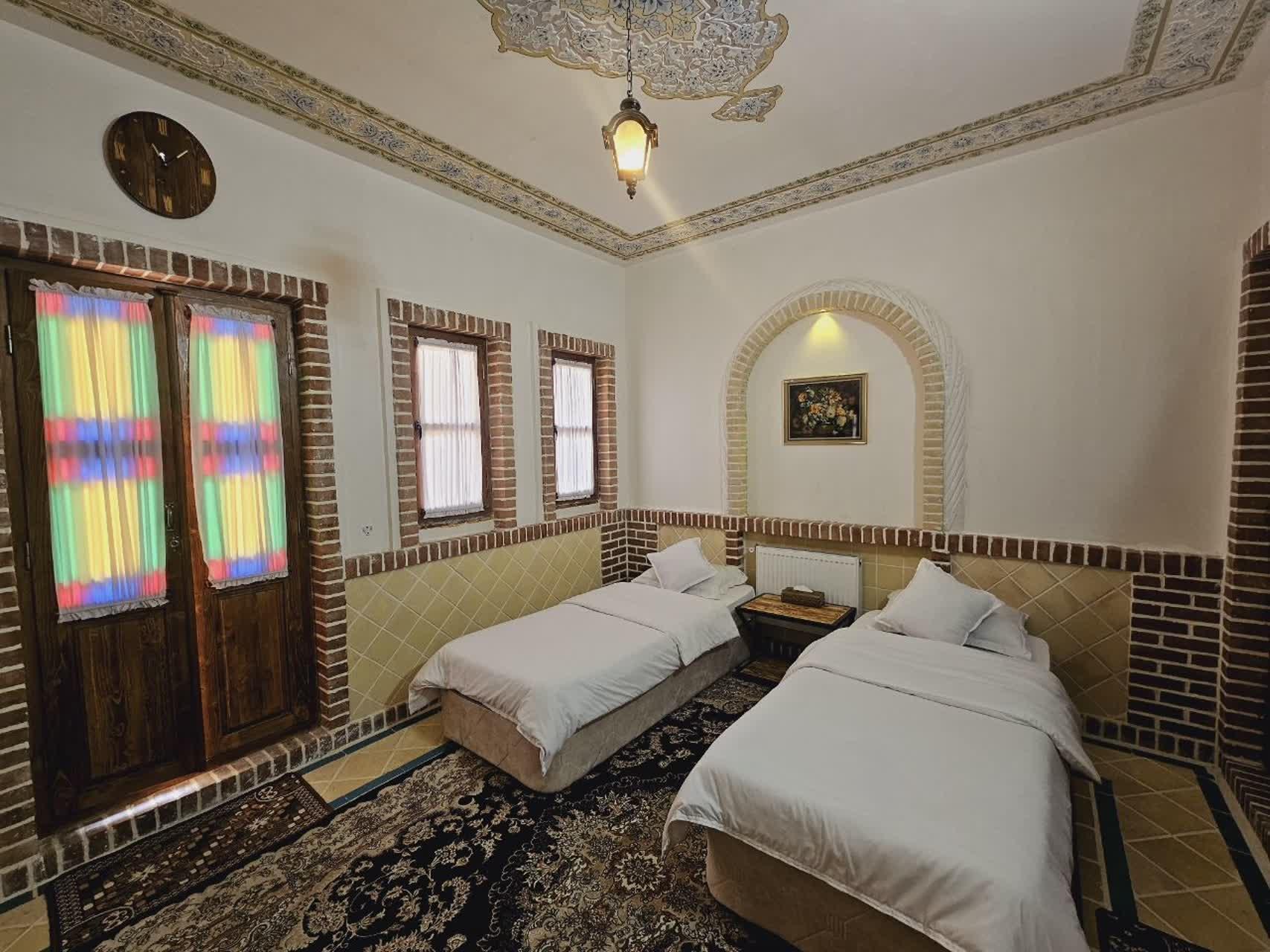 اجاره اقامتگاه بوم گردی دیاوا در نطنز