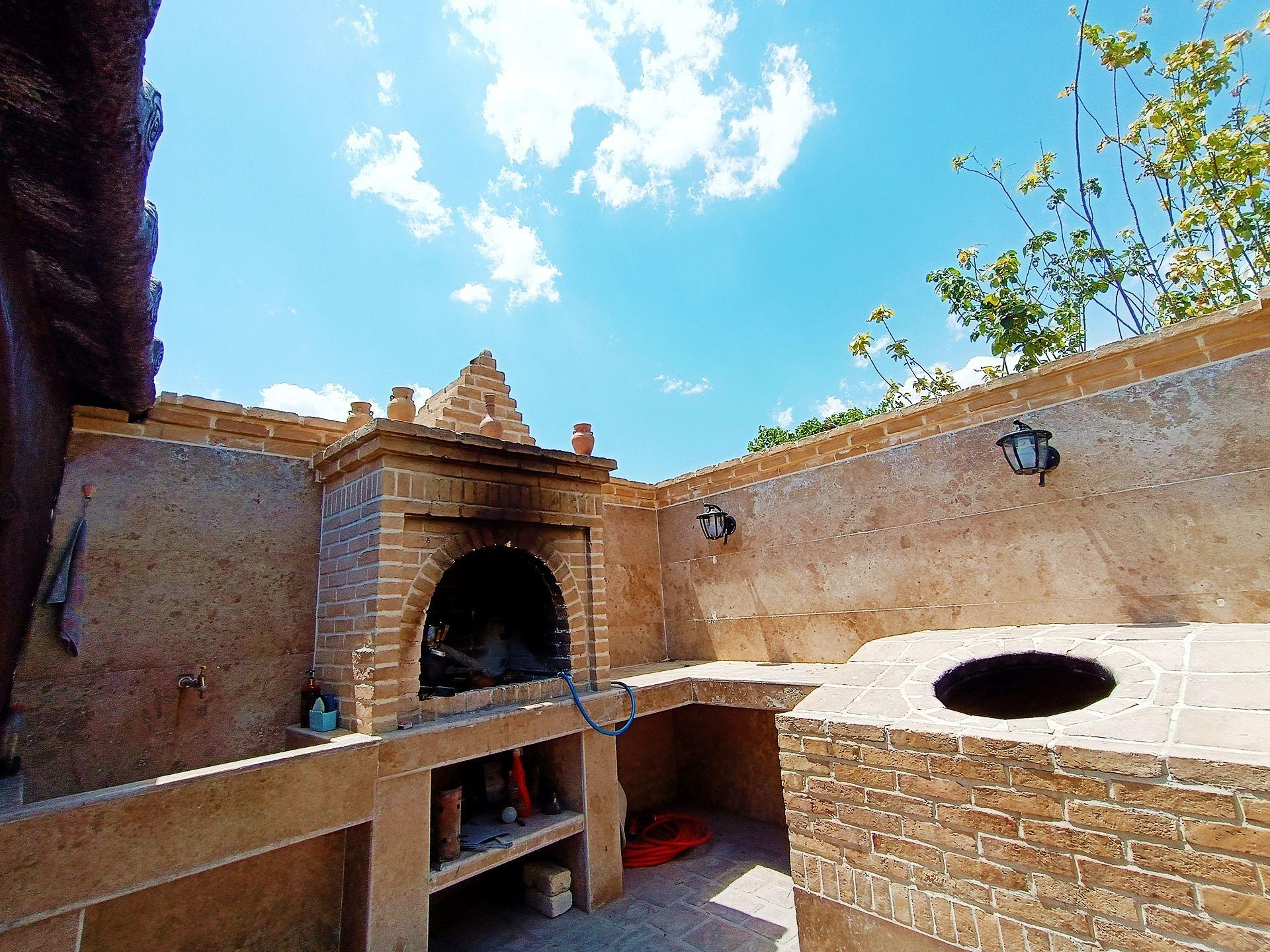 ویلا دربست با فوتبال دستی فین کاشان