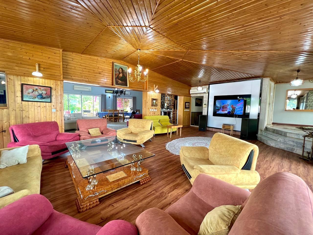 ویلا ساحلی هشت خوابه بوتیک هتل دیپلمات