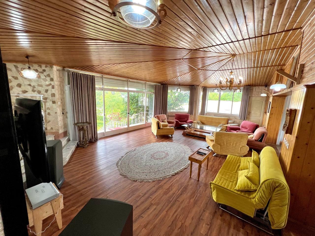 ویلا ساحلی هشت خوابه بوتیک هتل دیپلمات