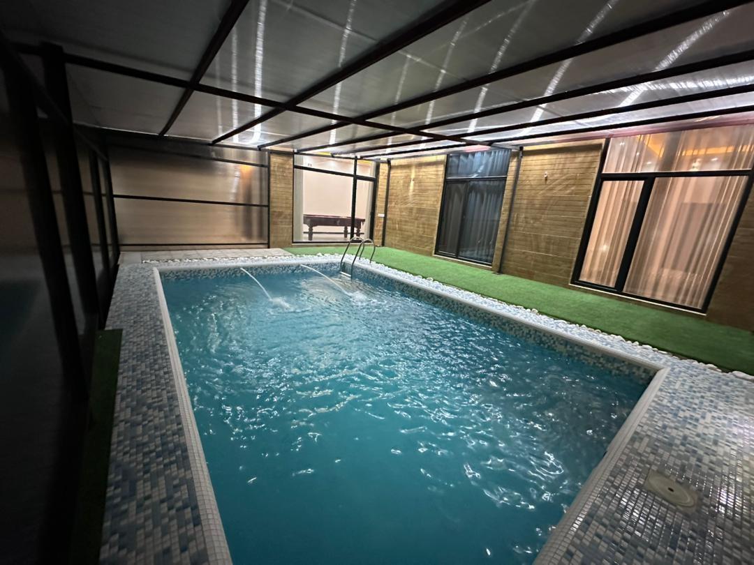 ویلا استخرسرپوشیده با بیلیارد چیل ۲