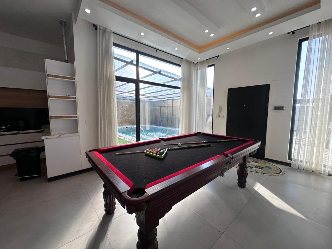 ویلا استخرسرپوشیده با بیلیارد چیل ۲
