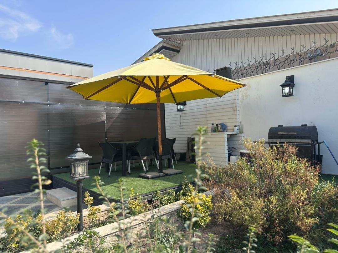 ویلا استخرسرپوشیده با بیلیارد چیل ۲