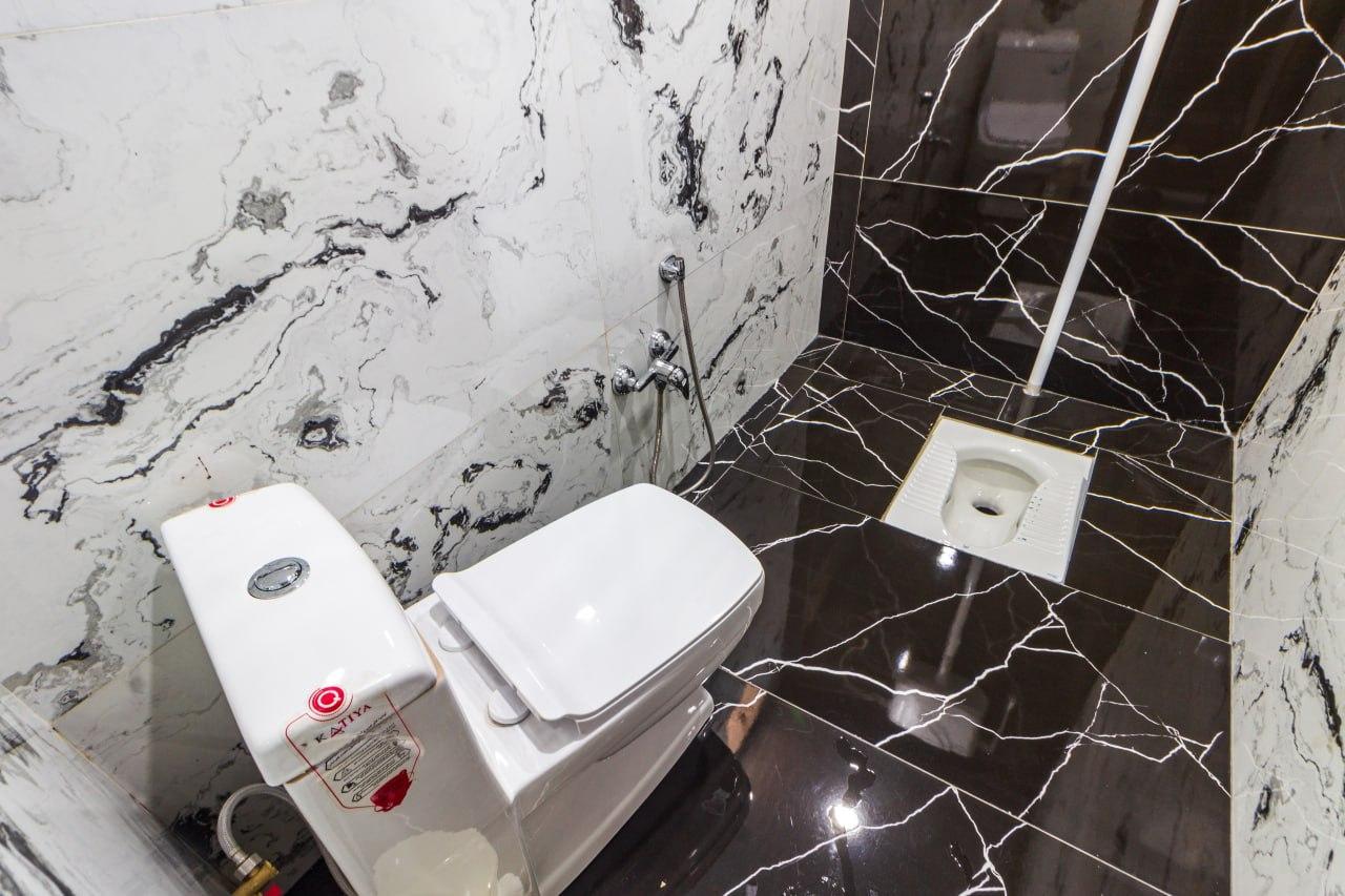 کلبه چوبی سوئیسی دلوین در جاده اسالم